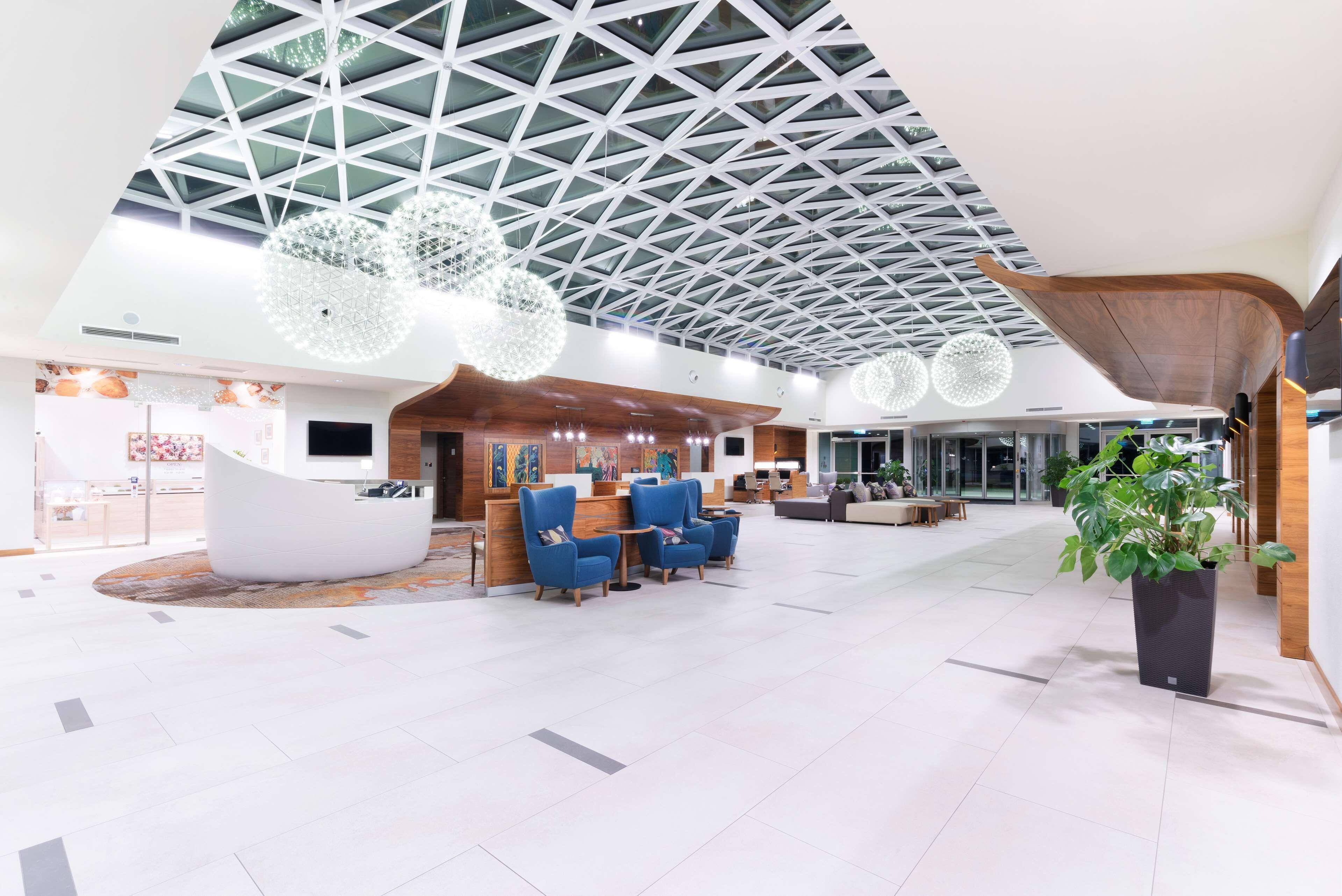 Doubletree By Hilton Krakow Hotel & Convention Center — Photos 1